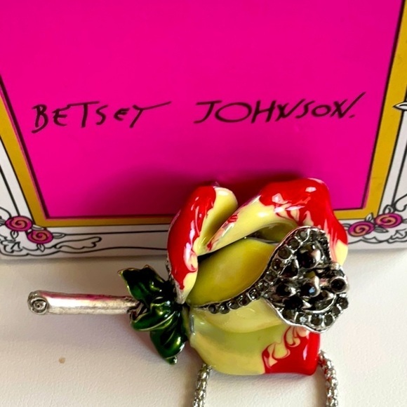 Betsey Johnson Silver Black Rhinestone Brooch Necklace - Picture 3 of 4